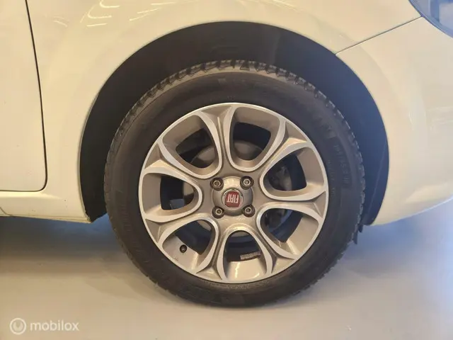 Fiat Punto Evo 0.9 TwinAir Sempre 2017 Benzine 17