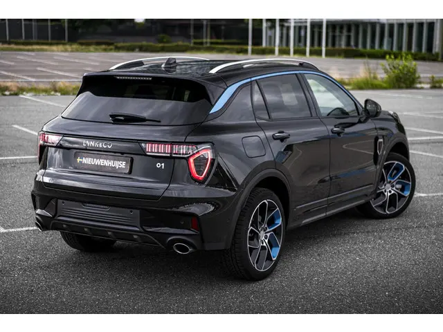 Lynk & Co 01 1.5 2022 Hybride Benzine 6