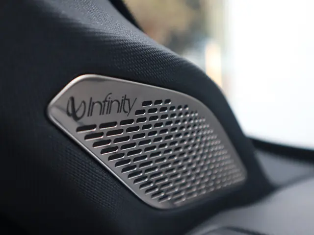 Lynk & Co 01 1.5 2025 Hybride Benzine 12