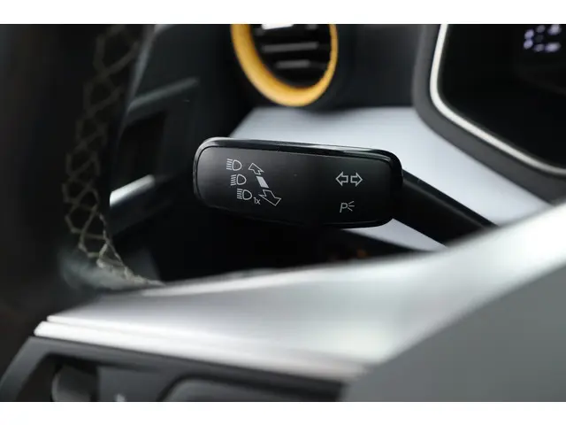 SEAT Arona 1.0 TSI 2022 Benzine 9