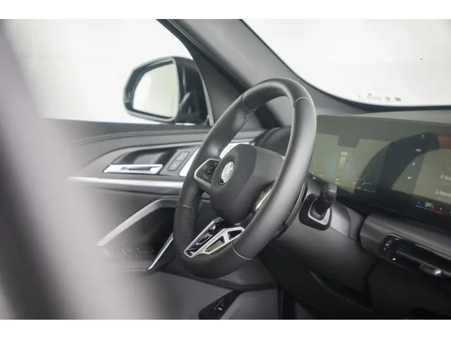 BMW X1 18i sDrive Aut. 2024 Benzine 49