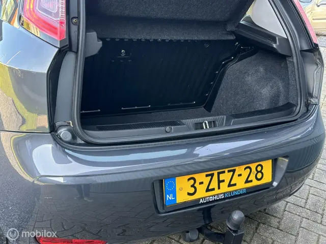 Fiat Punto Evo • 1.2 4 cilinder | Nieuwe APK | 2013 Benzine 14