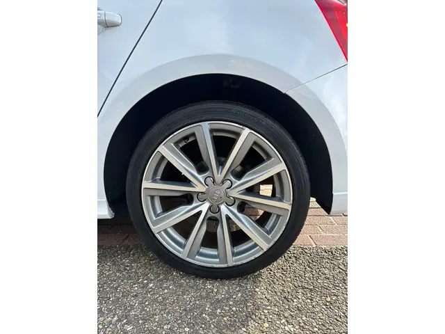 Audi A1 Sportback 1.2 TFSI Admired 2013 Benzine 11