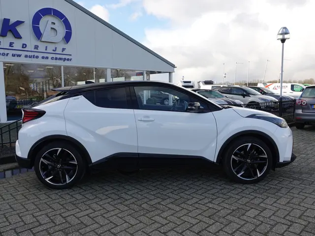Toyota C-HR 2.0 Hybrid GR-Sport 2023 Hybride Benzine 2