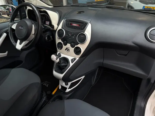 Ford Ka 1.2 Titanium X 1e eigenaar 2015 Benzine 12