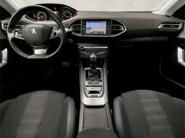 Peugeot 308 SW 1.2 PureTech Sport 2018 Benzine 6