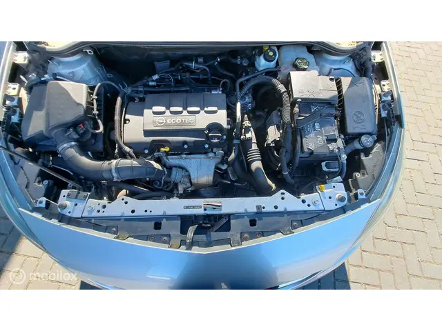 Opel Astra 1.4 Turbo Business + 2013 Benzine 14