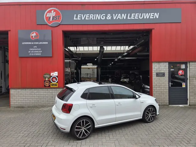 Volkswagen Polo 1.8 TSI GTI 2017 Benzine 3