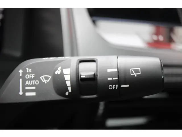 Nissan QASHQAI MHEV 158 Xtronic Tekna Plus 2025 Benzine 31