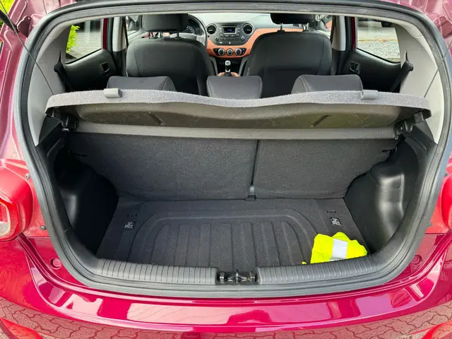 Hyundai i10 1.0i i-Motion Premium 2014 Benzine 6