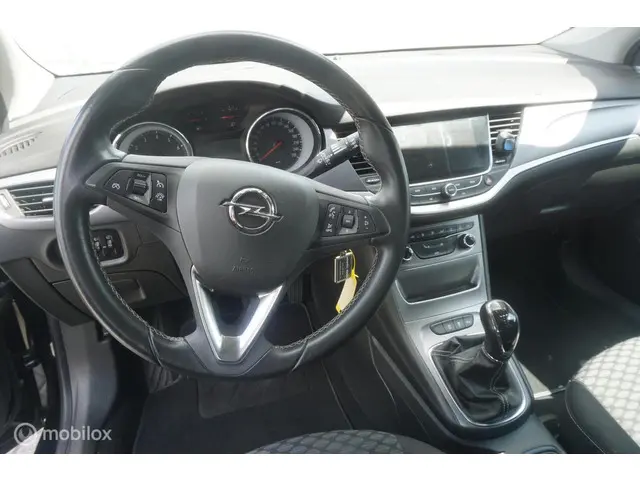 Opel Astra 1.0 Online Edition 2017 Benzine 6