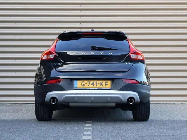 Volvo V40 Cross Country T3 Polar+ Luxury 2019 Benzine 7