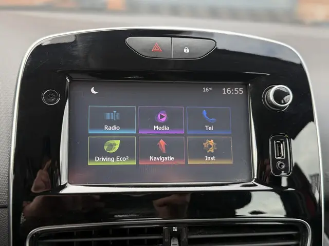 Renault Clio 0.9 TCe Limited 2018 Benzine 15