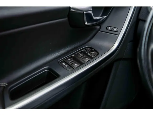 Volvo V60 1.5 T3 Polar+ 2018 Benzine 19