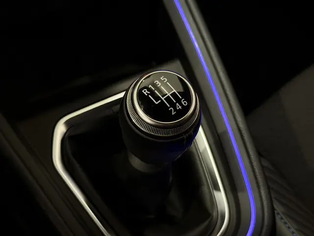 Renault Clio 1.0 TCe 90 Esprit Alpine 2023 Benzine 23