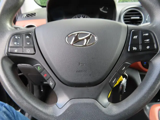 Hyundai i10 1.0i i-Motion Comfort Plus 2016 Benzine 21