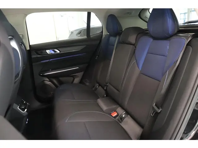 Lynk & Co 01 1.5 2021 Hybride Benzine 8