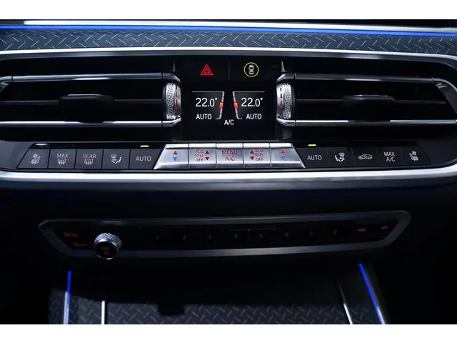 BMW X7 xDrive40i M Sport 2022 Benzine 30