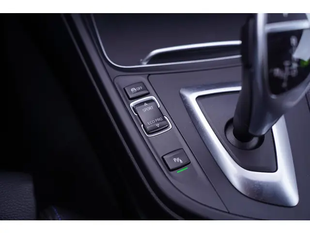 BMW 4 Serie Coupe 420d X-Drive M Sport 2019 Diesel 49