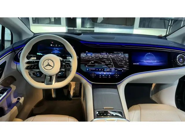 Mercedes-Benz EQE AMG 43 4MATIC 91 kWh 2023 Elektrisch 12