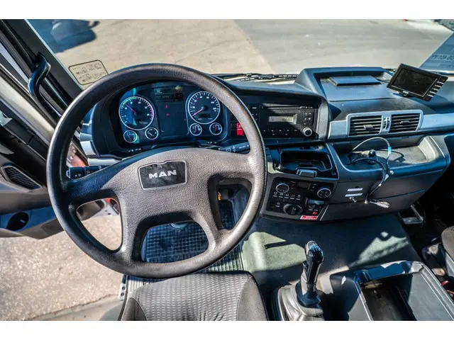 MAN TGS 18.400 4x4H +CM 11.500L /4 COMP 2015 Diesel 10