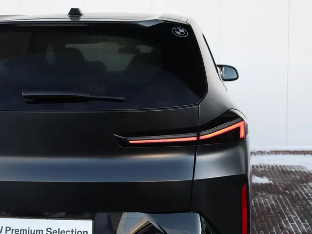 BMW XM PHEV Label Red 30 kWh 2025 Hybride Benzine 24