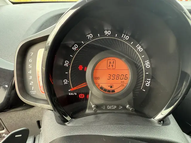 Toyota Aygo 1.0 VVT-i x-clusiv automaat 2021 Benzine 15