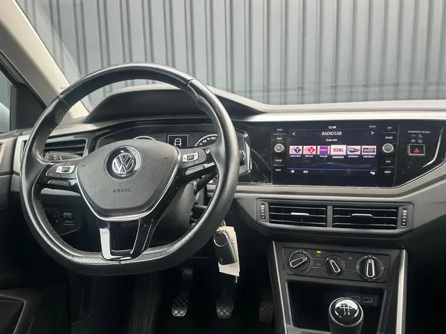 Volkswagen Polo 1.0 MPI Comfortline 2019 Benzine 17