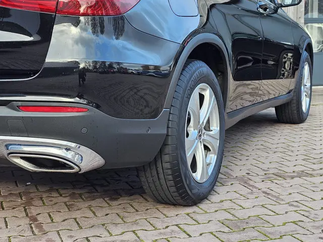 Mercedes-Benz GLC 250 4MATIC Prestige 2017 Benzine 48