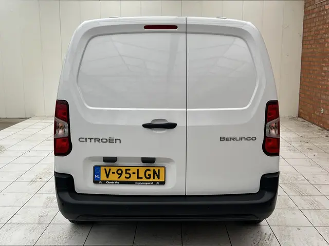 Citroën Berlingo BlueHDi 100 S&S L2 2024 Diesel 28