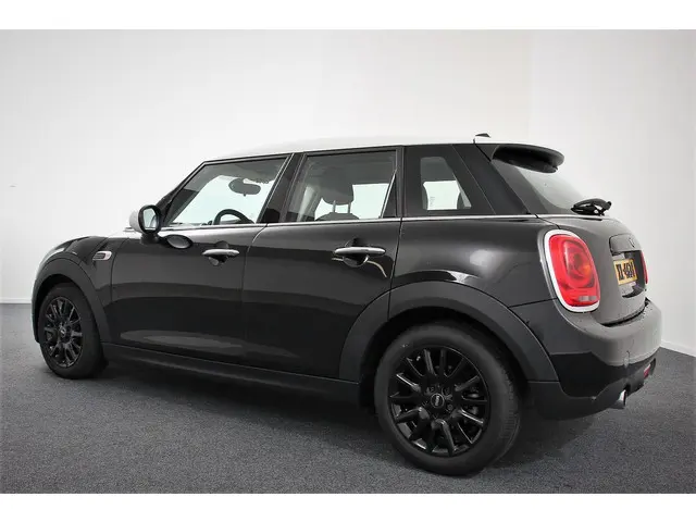 MINI Cooper 1.5 Automaat 5 drs 2018 Benzine 6