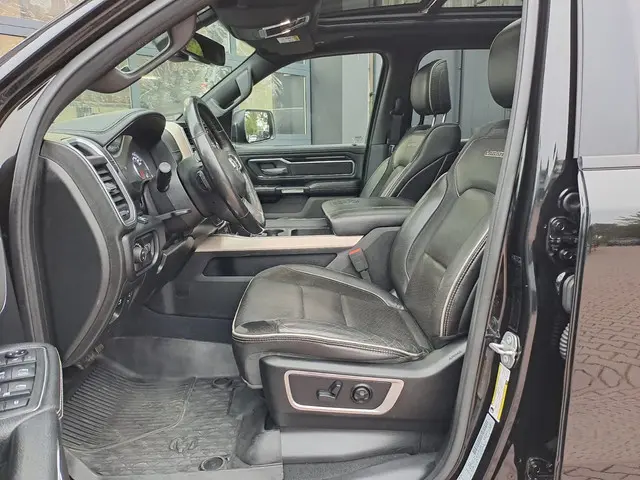 Dodge Ram 1500 5.7 V8 4x4 Crew Cab Laramie 2019 LPG/Gas 21