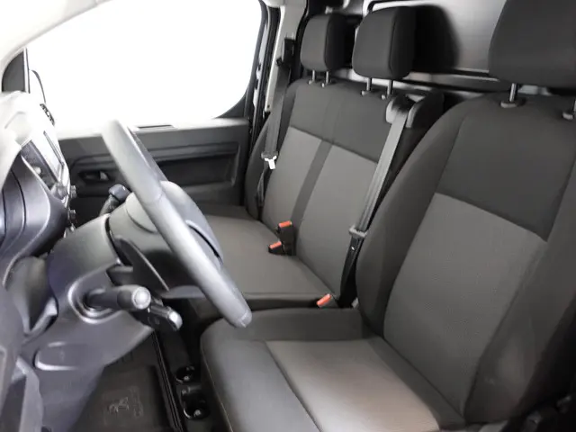 Peugeot Expert 145PK L3 Automaat 2024 Diesel 25