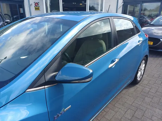 Hyundai i30 1.6 GDI i-Catcher 2012 Benzine 12