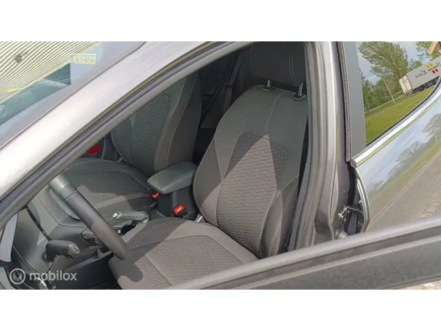 Ford Fiesta 1.0 EcoBoost Titanium 2022 Benzine 6