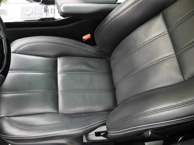 Land Rover Range Rover 4.4 SDV8 Autobiography 2013 Diesel 25
