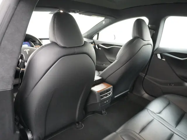 Tesla Model S Long Range 2020 Elektrisch 21