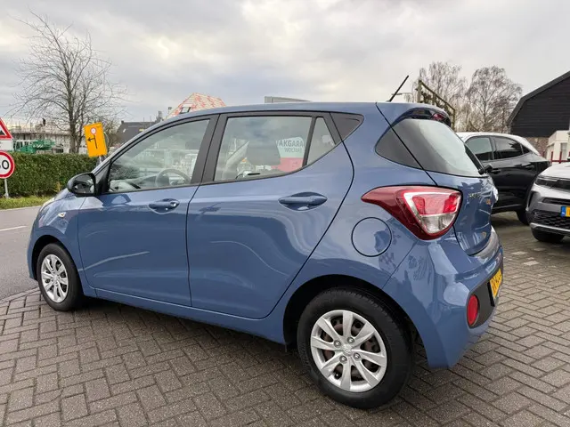 Hyundai i10 1.0i Comfort RIJKLAARPRIJS! 2018 Benzine 5