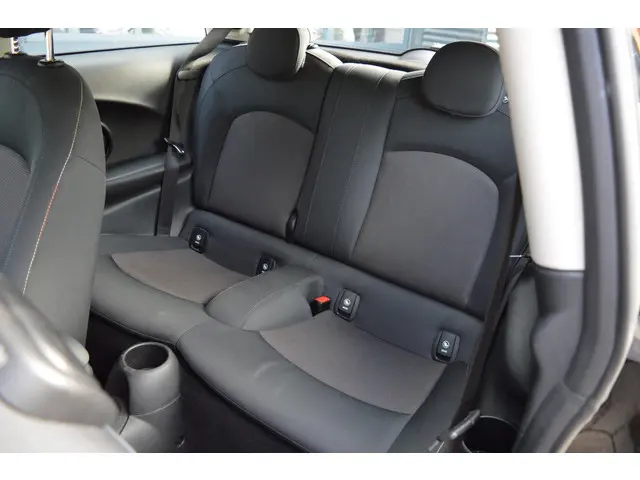 MINI One Mini 1.2 Business 2017 Benzine 13