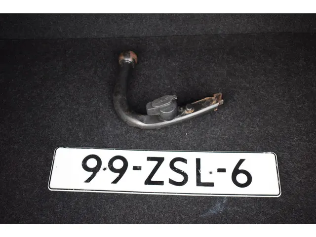 Volvo V40 2.5 T5 255pk Automaat R-Design 2013 Benzine 24