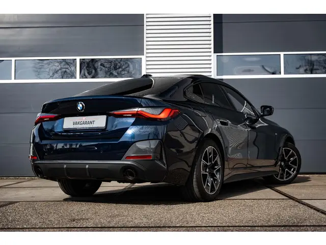 BMW 4 Serie Gran Coupé 430i High Executive 2021 Benzine 6