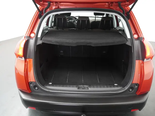 Peugeot 2008 1.2 PureTech Style 2015 Benzine 9