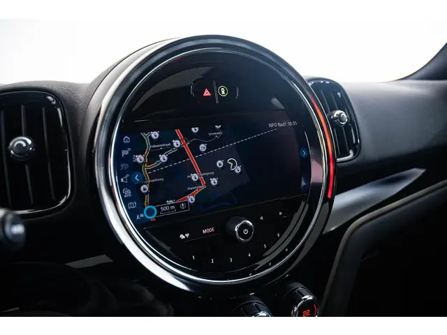 MINI Countryman Cooper SE ALL4 2022 Hybride Benzine 49