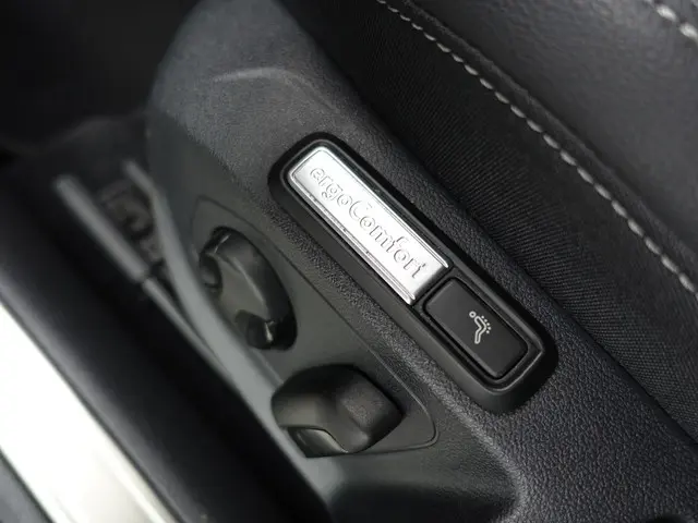 Volkswagen Arteon 1.5 TSI 180pk R Line Aut- 2019 Benzine 29