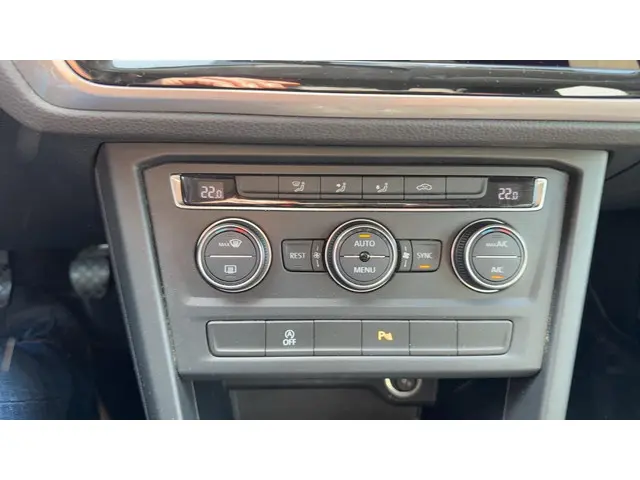 Volkswagen Touran 1.2 TSI Comfortline 7p 2018 Benzine 11