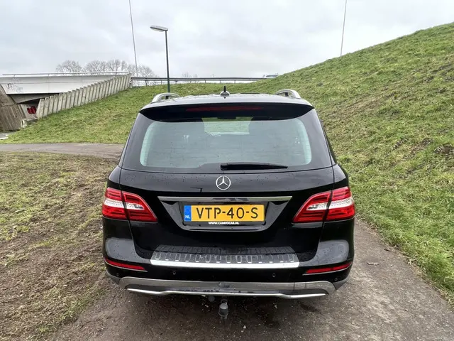 Mercedes-Benz M-Klasse 250 Blue 2013 Diesel 15