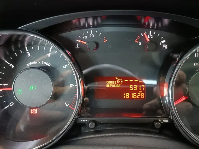 Peugeot 3008 1.6 VTi PANO/NAVI/NAP/TREKHAAK 2012 Benzine 12