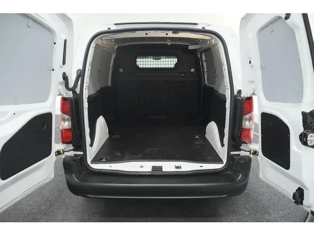 Citroën Berlingo 1.5 BlueHDI Control 2022 Diesel 37