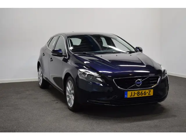 Volvo V40 2.0 T3 153pk Nordic+ 2016 Benzine 14