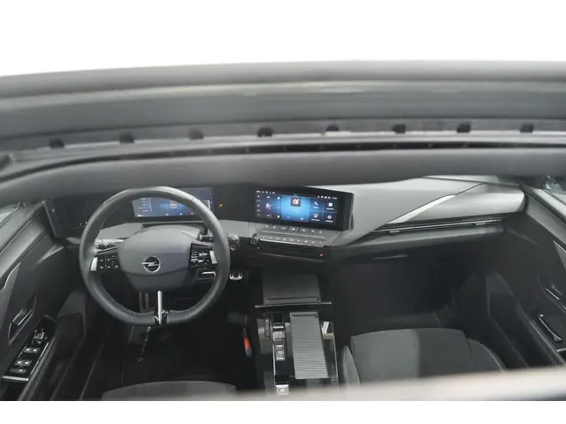 Opel Astra Electric 54 kWh GS Ultimate 2023 Elektrisch 47